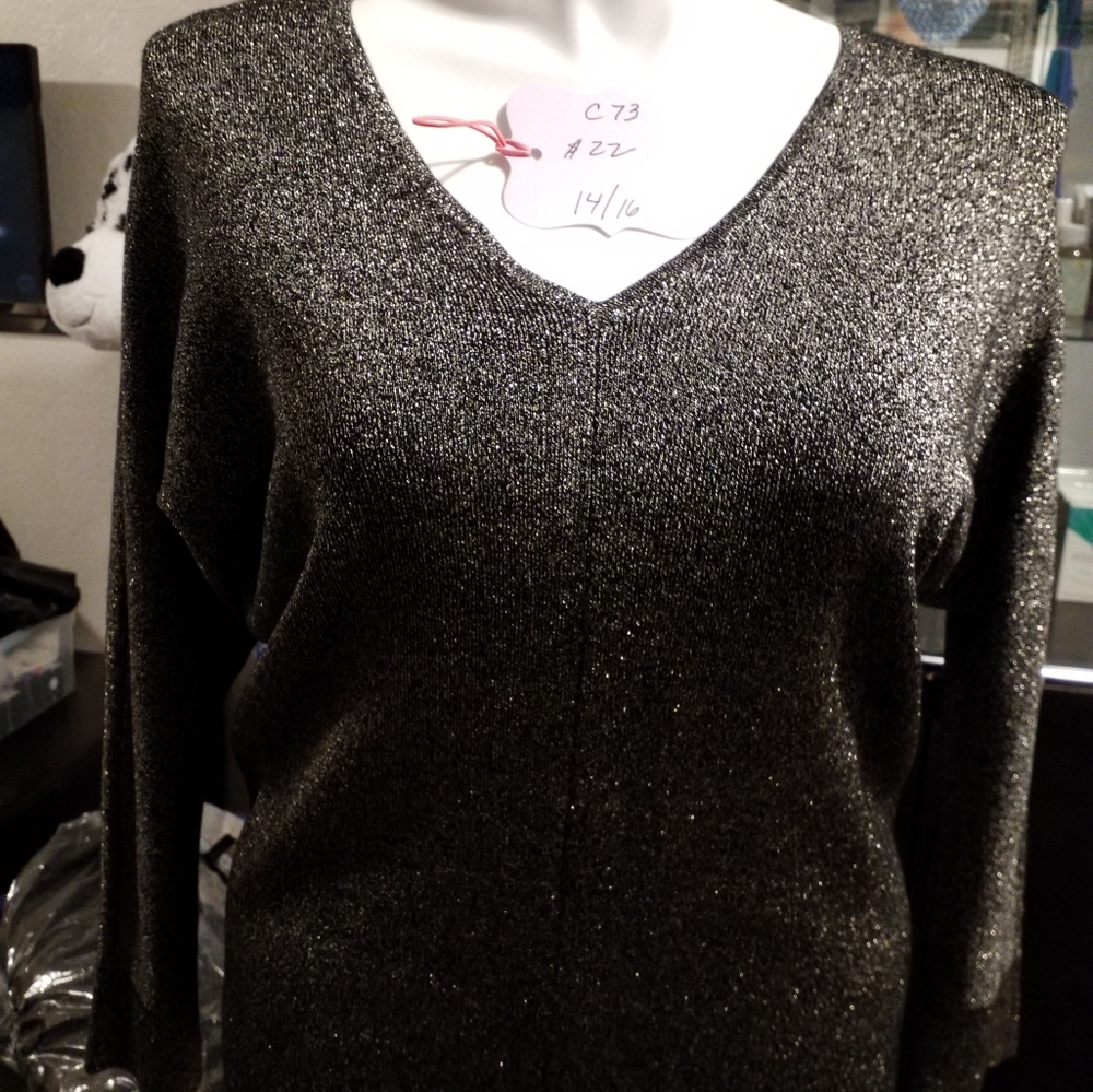 Blk sparkle sweater